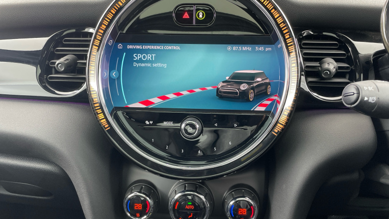 MINI Hatchback 135kW Cooper S Level 3 33kWh 3dr Auto Electric Hatchback